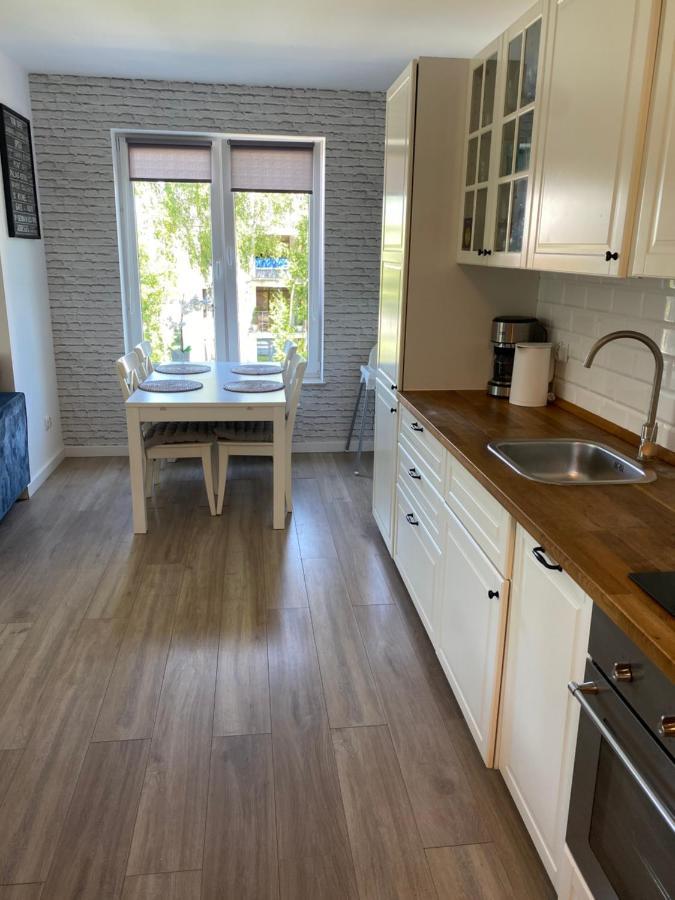 Apartament Paris コウォブジェク エクステリア 写真