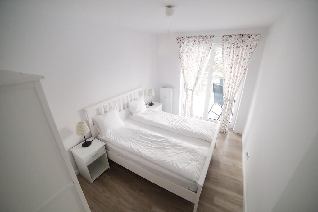 Apartament Paris コウォブジェク エクステリア 写真