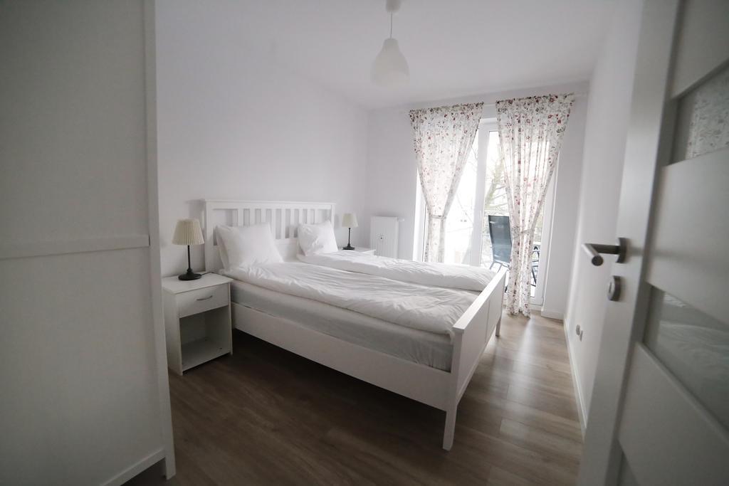 Apartament Paris コウォブジェク エクステリア 写真
